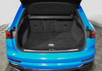 Подержанный автомобиль Audi Q3 2019 года (17 фото)