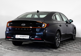Подержанный автомобиль Hyundai Sonata 2021 года (5 фото)