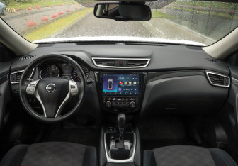 Подержанный автомобиль Nissan X-Trail 2018 года (11 фото)
