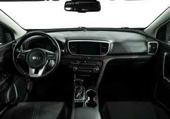 Подержанный автомобиль Kia Sportage 2020 года (13 фото)