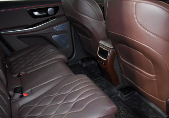 Подержанный автомобиль Exeed VX 2024 года (12 фото)