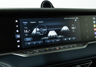 Подержанный автомобиль Voyah Free 2023 года (15 фото)