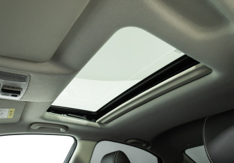 Подержанный автомобиль Changan Alsvin 2023 года (17 фото)