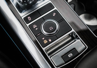 Подержанный автомобиль Land Rover Range Rover Sport 2020 года (20 фото)