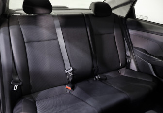 Подержанный автомобиль Hyundai Solaris Sedan 2017 года (21 фото)