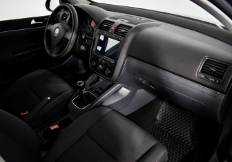 Подержанный автомобиль Volkswagen Golf Hatchback 2007 года (12 фото)