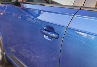 Подержанный автомобиль Audi Q7 2016 года (8 фото)