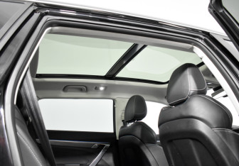 Подержанный автомобиль Geely Atlas Pro 2023 года (17 фото)