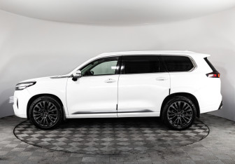 Подержанный автомобиль Exeed VX 2021 года (10 фото)