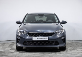 Подержанный автомобиль Kia Ceed Hatchback 2018 года (2 фото)