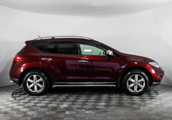Подержанный автомобиль Nissan Murano Suv 2010 года (4 фото)