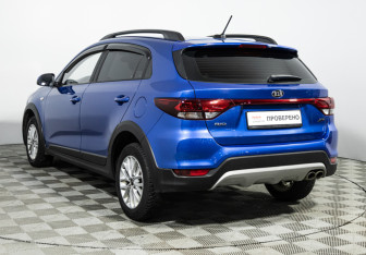 Подержанный автомобиль Kia Rio Hatchback 2020 года (7 фото)