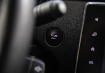 Подержанный автомобиль Renault Arkana 2019 года (18 фото)