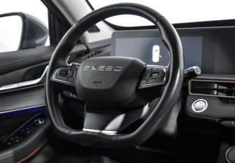 Подержанный автомобиль Exeed LX 2021 года (15 фото)