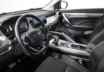 Подержанный автомобиль Geely Coolray 2020 года (9 фото)