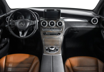 Подержанный автомобиль Mercedes-Benz GLC Coupe 2016 года (14 фото)