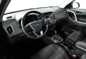 Подержанный автомобиль Hyundai Creta 2021 года (11 фото)