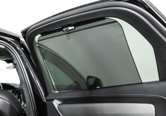 Подержанный автомобиль Volvo S90 2019 года (23 фото)