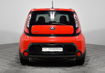 Подержанный автомобиль Kia Soul 2015 года (6 фото)