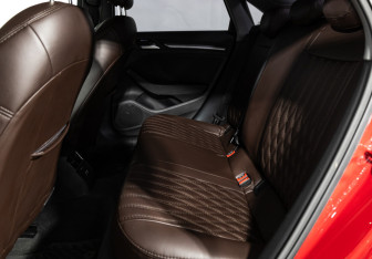 Подержанный автомобиль Audi A3 Sedan 2020 года (10 фото)