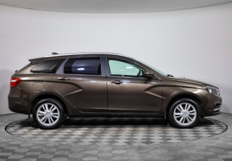 Подержанный автомобиль LADA (ВАЗ) Vesta Wagon 2018 года (4 фото)