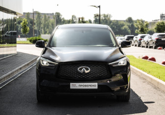 Подержанный автомобиль Infiniti QX50 2019 года (4 фото)