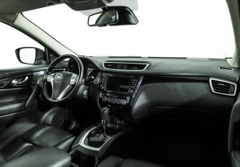 Подержанный автомобиль Nissan Qashqai 2018 года (9 фото)