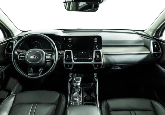 Подержанный автомобиль Kia Sorento 2020 года (13 фото)