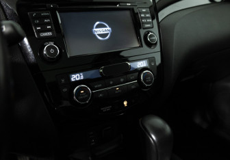 Подержанный автомобиль Nissan Qashqai 2018 года (19 фото)