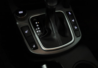 Подержанный автомобиль Kia Seltos 2021 года (18 фото)