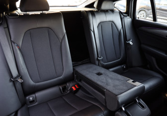 Подержанный автомобиль BMW X4 2018 года (29 фото)