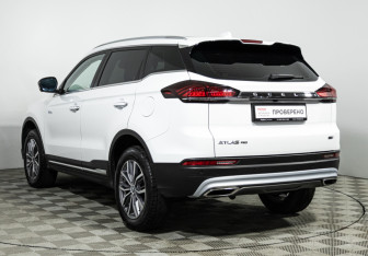 Подержанный автомобиль Geely Atlas Pro 2023 года (7 фото)
