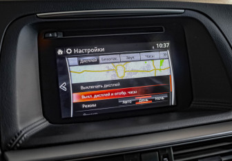 Подержанный автомобиль Mazda CX-5 2017 года (16 фото)