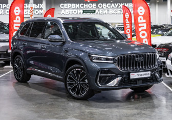 Подержанный автомобиль Geely Monjaro 2026 года (5 фото)