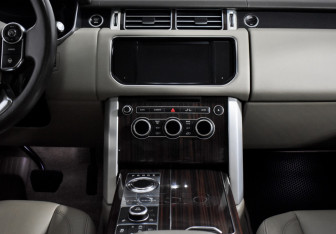 Подержанный автомобиль Land Rover Range Rover 2013 года (14 фото)