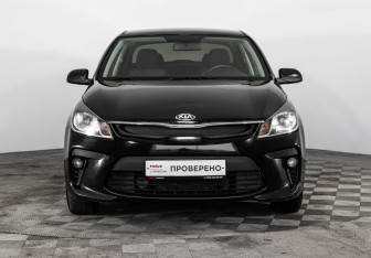 Подержанный автомобиль Kia Rio Sedan 2017 года (2 фото)