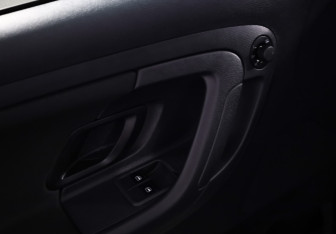 Подержанный автомобиль Skoda Fabia Hatchback 2013 года (13 фото)