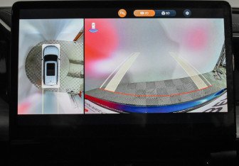 Подержанный автомобиль GAC GS8 2024 года (17 фото)