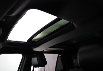 Подержанный автомобиль Ford Explorer 2015 года (26 фото)