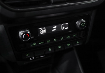 Подержанный автомобиль Skoda Rapid Liftback 2020 года (15 фото)