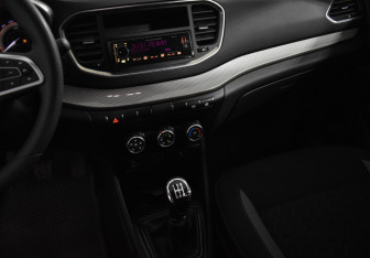 Подержанный автомобиль LADA (ВАЗ) Vesta Sedan 2023 года (19 фото)