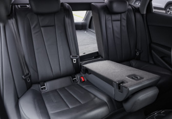 Подержанный автомобиль Audi A4 Sedan 2018 года (28 фото)