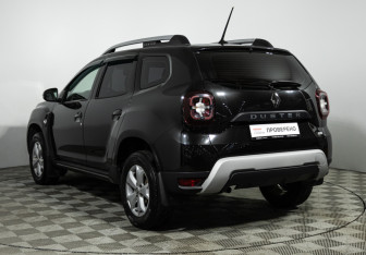 Подержанный автомобиль Renault Duster 2021 года (7 фото)