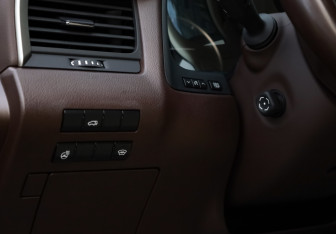 Подержанный автомобиль Lexus RX 2019 года (13 фото)