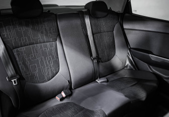 Подержанный автомобиль Kia Rio Sedan 2013 года (22 фото)