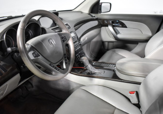 Подержанный автомобиль Acura MDX 2011 года (9 фото)