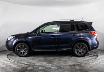 Подержанный автомобиль Subaru Forester Suv 2013 года (8 фото)