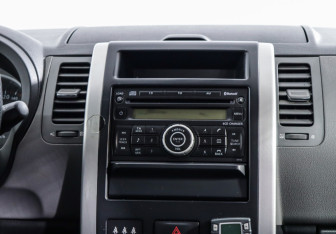 Подержанный автомобиль Nissan X-Trail 2008 года (12 фото)