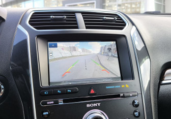 Подержанный автомобиль Ford Explorer 2018 года (26 фото)