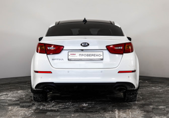 Подержанный автомобиль Kia Optima Sedan 2014 года (6 фото)